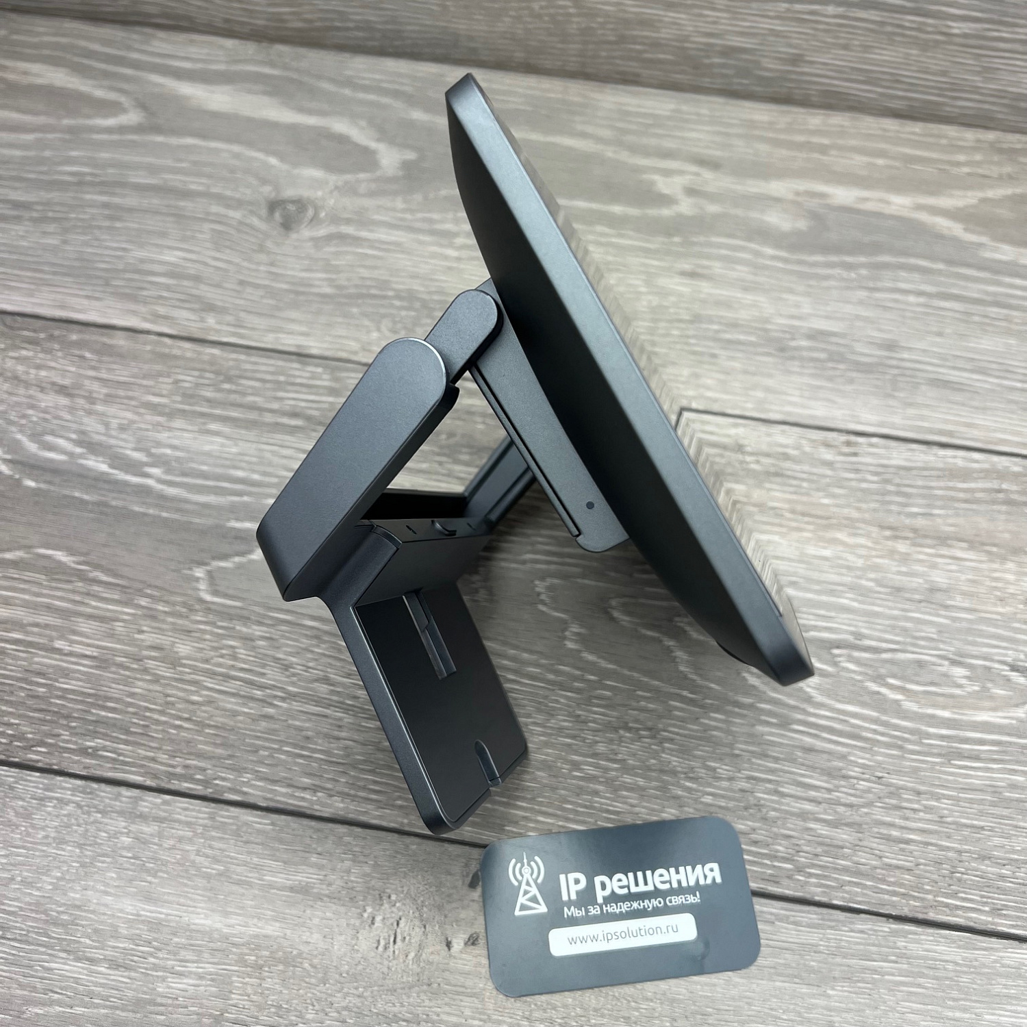 Yealink CTP18, сенсорная панель управления для терминалов и видеобаров Yealink